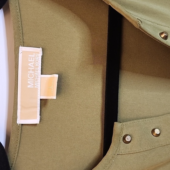 michael kors short sleeve blouse green blouse  Lg - Picture 2 of 7